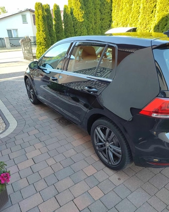 Volkswagen Golf cena 42500 przebieg: 212000, rok produkcji 2015 z Józefów małe 301